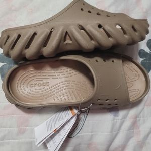 Crocs Echo Slides Size 6 for Juniors